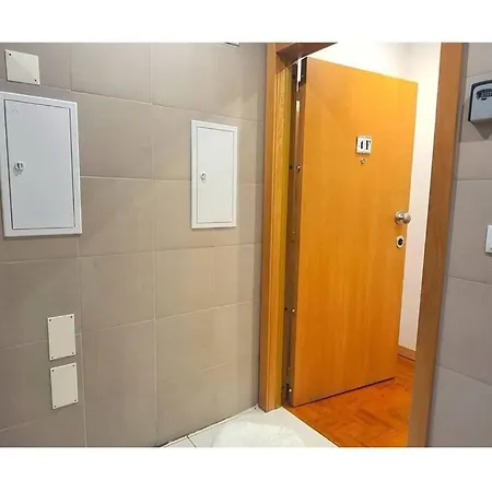 Spacious Flat In The Center 4t * Oporto