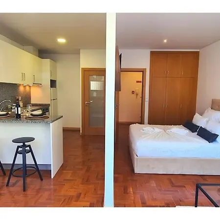 Spacious Flat In The Center 4t Appartamento Oporto